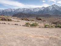 Navigating USA's Alabama Hills: A Dirt Road Adventure