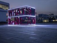 Neon Lights: Capturing the Urban Night of Shenzhen