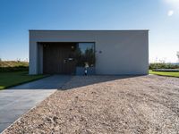 Netherlands Villa: Clear Sky Landscape