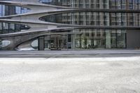 New York City Condominium: A Glass Facade in the Heart of the Metropolis