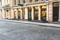 New York City Panorama: Building & Road