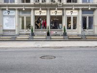 New York's Manhattan Architecture: A Classic Building