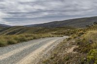 New Zealand Mountain Landscape: Cloudy and Majestic