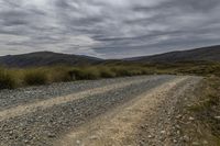 New Zealand Mountain Landscape: Cloudy and Majestic