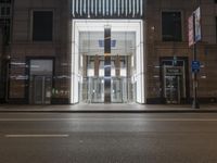 Nightlife in Chicago: Artificial Light in the Metropolitan 001