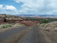 Off-Road Tracks in Utah: An Adventure Through Red Rock Canyon