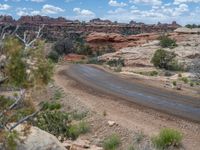 Off-Road Utah: Canyon Exploration on Dirt and Gravel Tracks