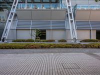 Office Building in the Heart of Tokyo's City Life