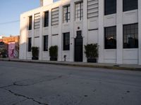 Office Buildings: Los Angeles in the Daytime