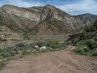 Scenic Off-Road Track in Utah: Mountain Landscape