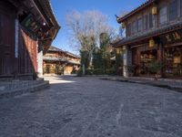 Exploring the Old Town of Yunnan, China: Cobble Stone Roads and Historic Architecture