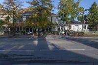 Ontario Suburban Home: A Property in a Residential Area