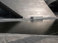 Open Space Structure: Concrete Lines in the Plaza
