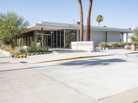 Palm Springs Architecture in Residential Area 002