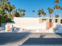 Palm Springs Modern Architecture Villa under Clear Skies