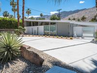 Palm Springs Villa: Mid-Century Architecture in the Sonora Desert