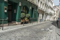 Paris Cobble Stone Streets: A Glimpse of Classic Architecture