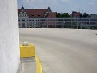 Berlin's Parking Deck: A Yellow Line Marks the Way