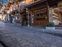 Picturesque Lijiang: Cobblestone Streets in the Old Town