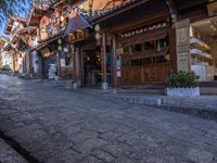 Picturesque Lijiang: Cobblestone Streets in the Old Town