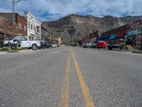 A Picturesque Town in Utah: Mountain Views and Classic Architecture