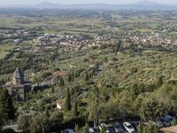 Picturesque Village in the Tuscan Countryside, Italy 001