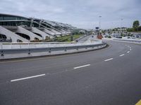 Roads of Porto: Asphalt and Modern Architecture