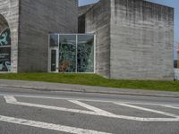 Porto Museum: Clear Sky and European Architecture