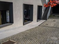 Porto, Portugal: Cobblestone Courtyard