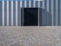 Property in Bremen: A Warehouse in an Industrial Setting