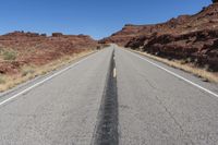 Red Rock Landscapes Along Utah Highway 002