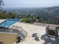 Residential Area in Los Angeles: A Mountain View Retreat