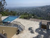 Residential Area in Los Angeles: A Mountain View Retreat