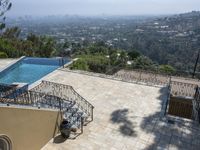 Residential Area in Los Angeles: A Mountain View Retreat