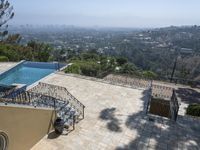 Residential Area in Los Angeles: A Mountain View Retreat