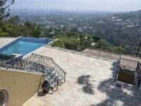 Residential Area in Los Angeles: A Mountain View Retreat