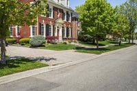 Residential Area in Ontario: Tree-Lined Streets and Classic Architecture