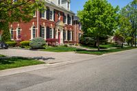 Residential Area in Ontario: Tree-Lined Streets and Classic Architecture