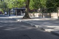 Residential Area in Toronto: Daytime Shadow and Urban Design