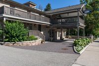 Residential Area in Toronto: A Street View