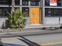 Residential Building in a Los Angeles Neighborhood