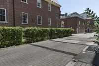 Residential Homes in Toronto with Cobblestone Roads 001