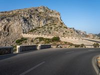 this is an image of a view of the road going by the mountain passy