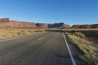 Road trip through Utah's stunning desert landscape