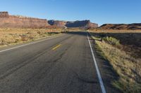 Road trip through Utah's stunning desert landscape