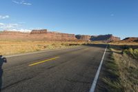 Road trip through Utah's stunning desert landscape