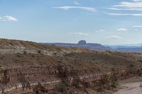 Rugged Utah Landscape: Red Rock Mountains