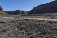 Rugged Utah Mountain Landscape: Connecting with Nature