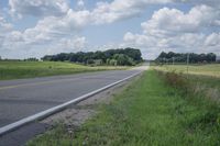 Rural Road in Bancroft, Iowa: Smooth Asphalt Surface