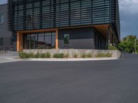 Office Building in Salt Lake City: A Modern Urban Design